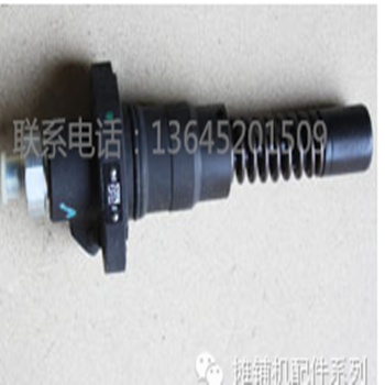 徐工952摊铺机发动机单体泵