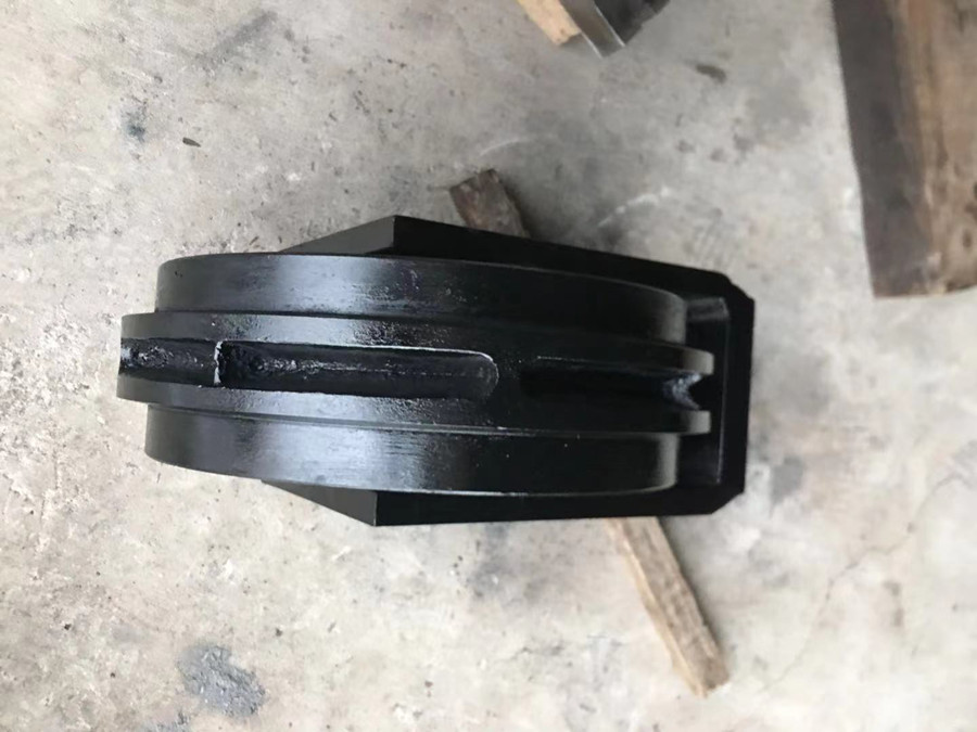 徐工952摊铺机引导轮