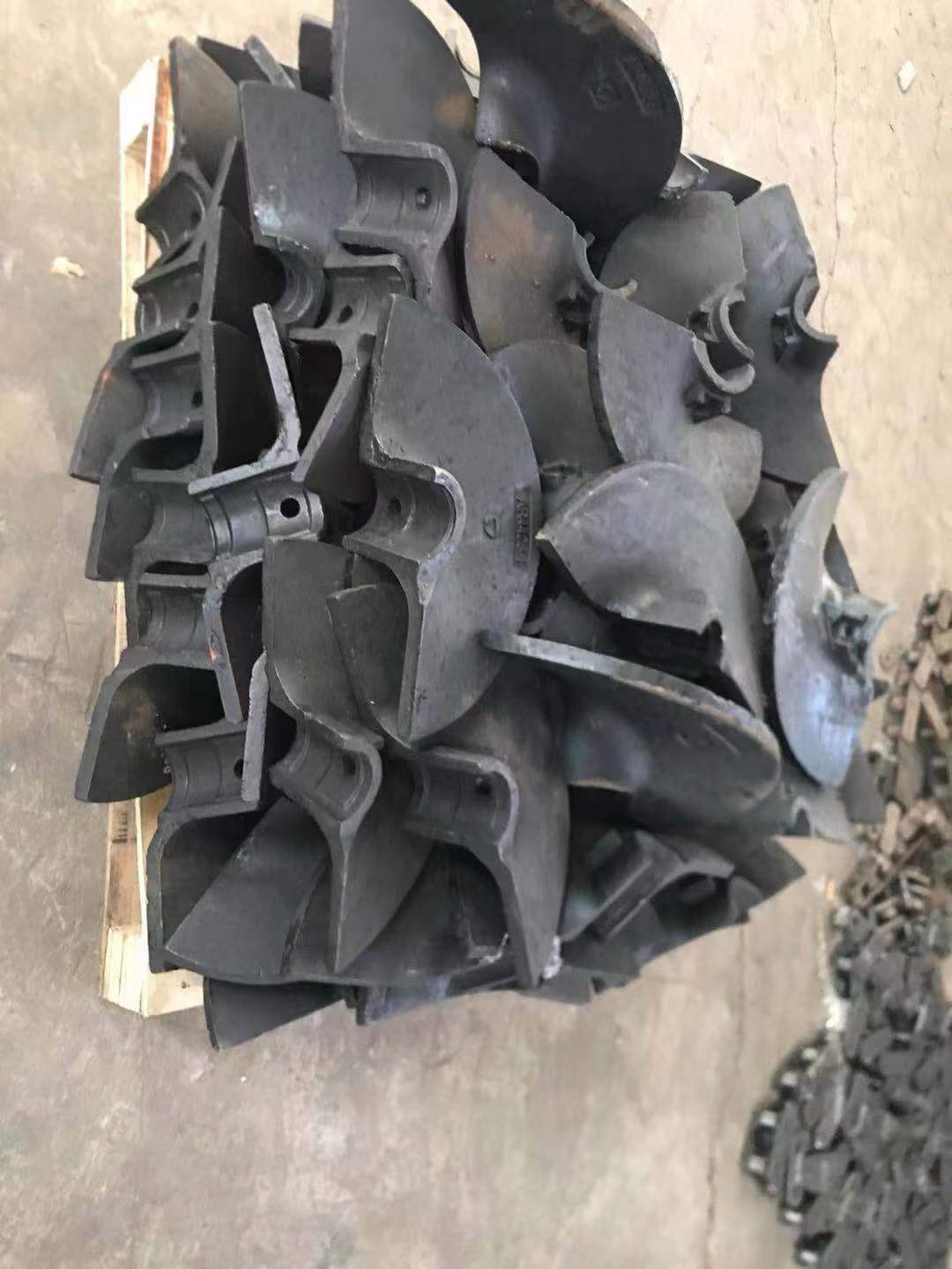 徐工952摊铺机螺旋叶片