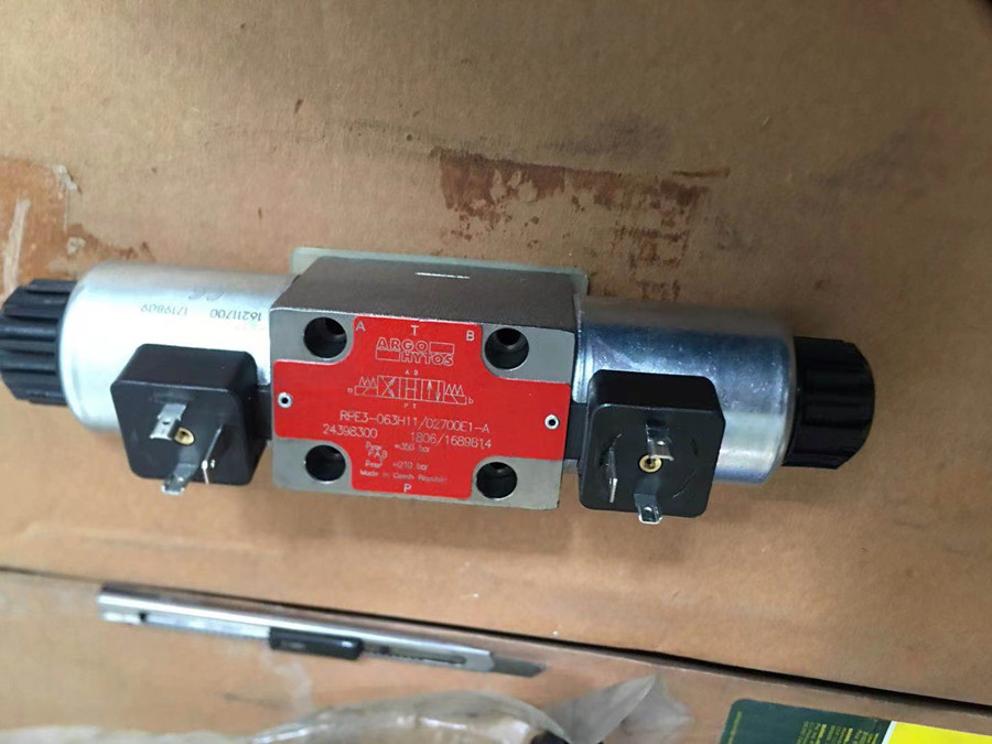 徐工952摊铺机电磁阀 徐工952摊铺机电磁阀