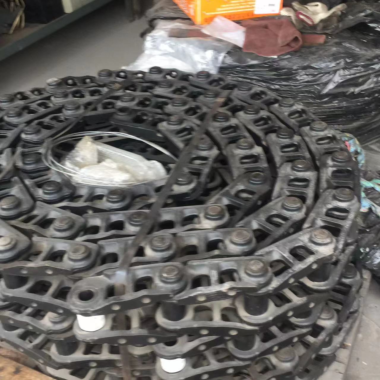 徐工rp952摊铺机分料链轨 徐工rp952摊铺机分料链轨